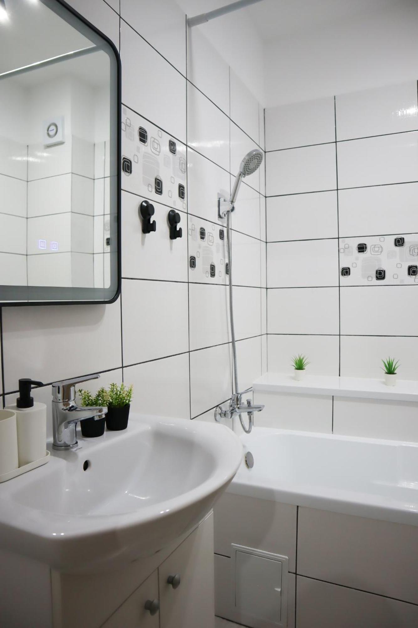 Brownix Apartment - Brown Residence Popesti-Leordeni ภายนอก รูปภาพ